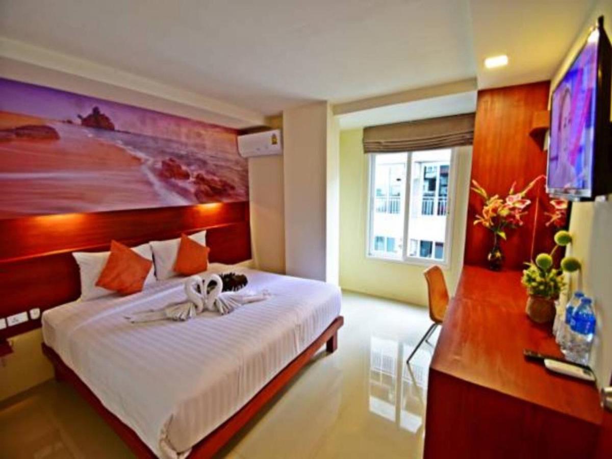 Patong Buri Resort Exterior photo